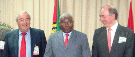 Grupo Sanjose d&eacute;barque en Mozambique