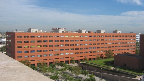 Sanjose shall execute the maintenance works of the fa&ccedil;ades of the Faculty of Economics of the University of Valencia
