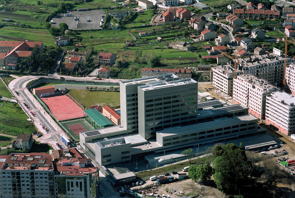 BÂTIMENT ADMINISTRATIF CAMPOLONGO DE LASSEMBLÉE DE GALICE, PONTEVEDRA 