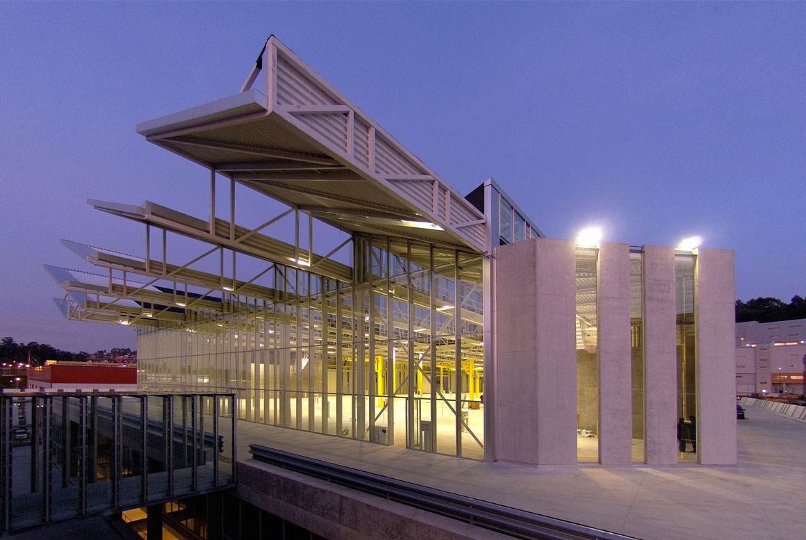 SEDE DOS ELEVADORES ENOR EM VALLADARES, VIGO