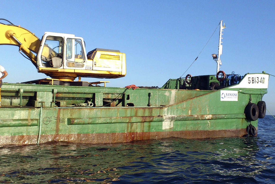 EMISARIO SUBMARINO EN SAN CIBRAO - CERVO, LUGO