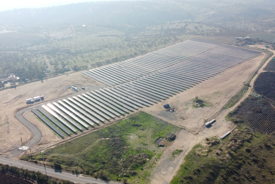 CENTRALE PHOTOVOLTAÏQUE DE 3 MW CANTERA, RÉGION MÉTROPOLITAINE DU SANTIAGO