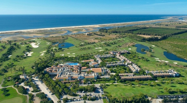 SANJOSE Portugal renovar diversas habitaciones del Complejo Hotelero Robinson Quinta da Ria 4 estrellas en Vila Nova de Cacela - Algarve 