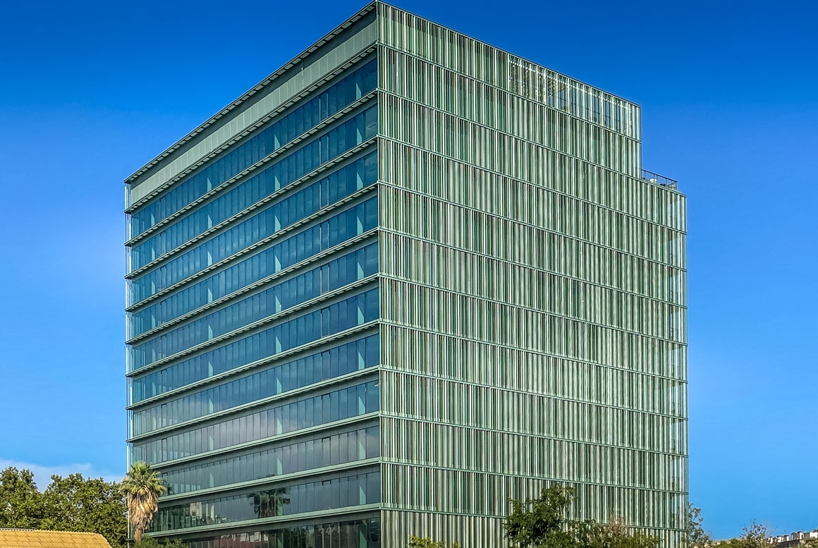 $datos['titulo'.sufijo]