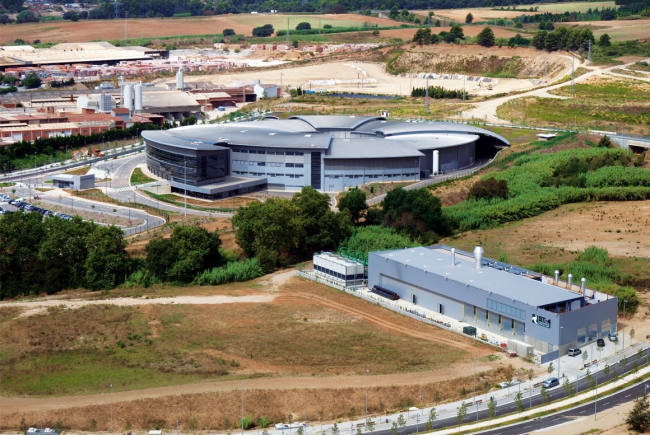 HEATING AND COOLING POLYGENERATION POWER PLANT (HEATING AND COOLING DISTRICI) ST-4 OF THE SCIENCE AND TECHNOLOGY PARK OF CERDANYOLA DEL VALLÈS, BARCELONA