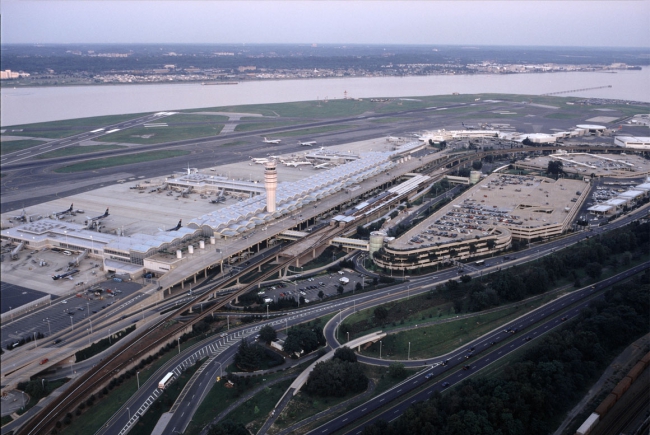 AÉROPORT NATIONAL RONALD REAGAN, WASHINGTON 