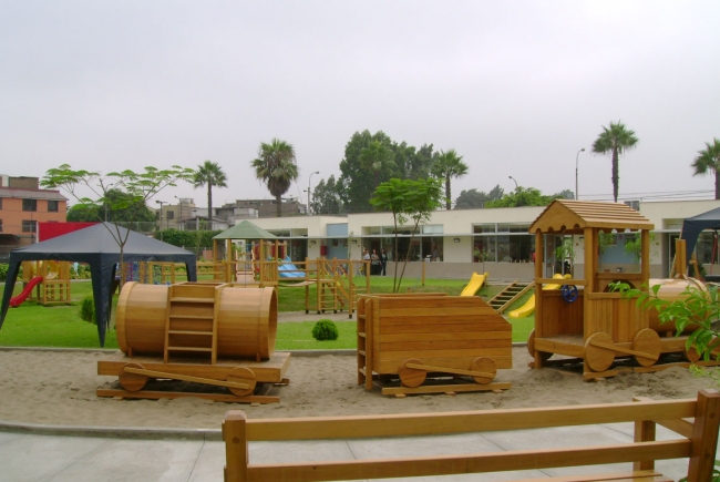 ROOSEVELT SCHOOL, LIMA