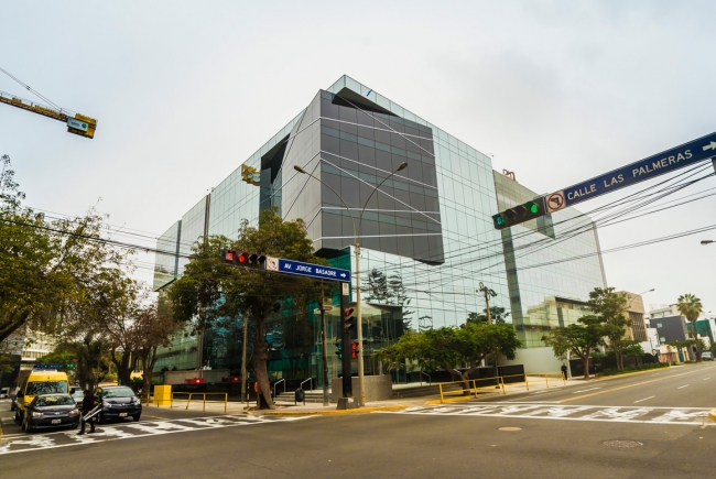 BATIMENT DENTREPRISES BASADRE  LAS PALMERAS, LIMA