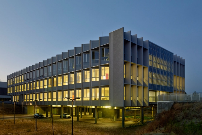 EDIFÍCIO LÚCIA NO CAMPUS MIGUEL DELIBES, UNIVERSIDADE DE VALLADOLID