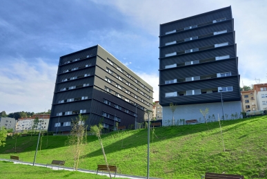74 ETXEBIZITZA ERAIKIKO SANTURZI, BIZKAIA