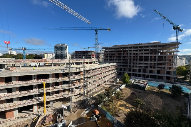 EMPREENDIMENTO DE HABITA&Ccedil;&Atilde;O ALMA HILLS, EM MIRAFLORES, OEIRAS