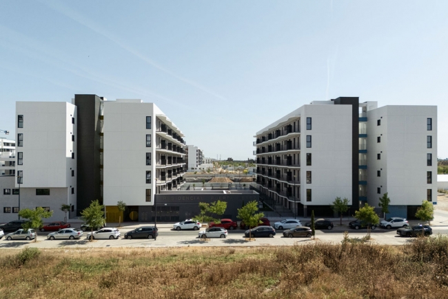 RESIDENCIAL PUERTA JEREZ EM PALMAS ALTAS, SEVILHA